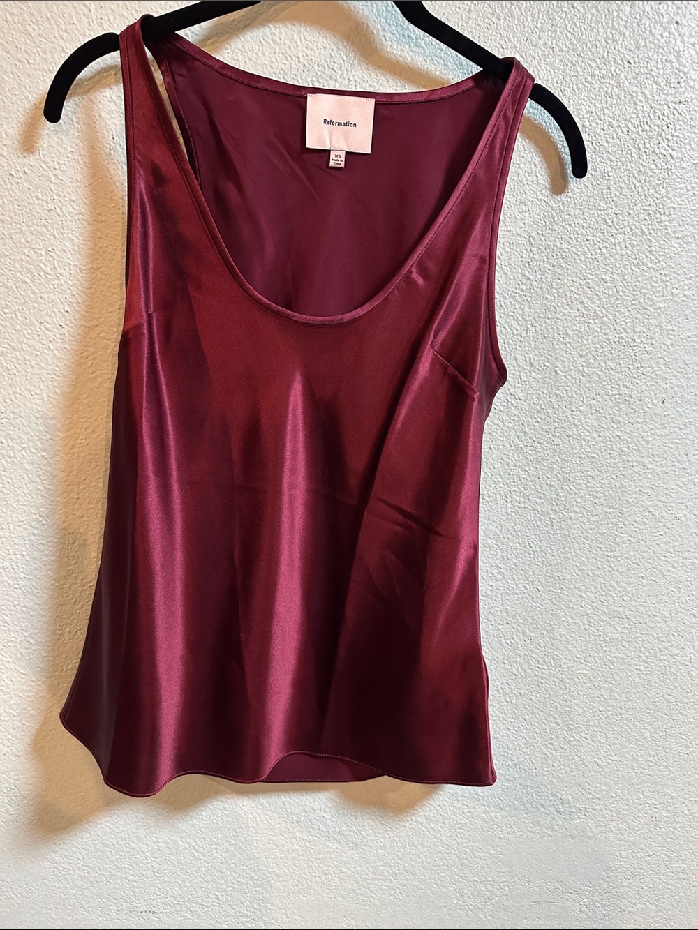 Reformation Burgundy 100% Silk Scoop Neck Tank Top XS